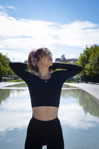 Top Light Tao Long-Sleeve Black