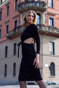 Vestido Cut Out Veludo Folia