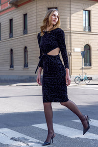 Vestido Cut Out Veludo Folia